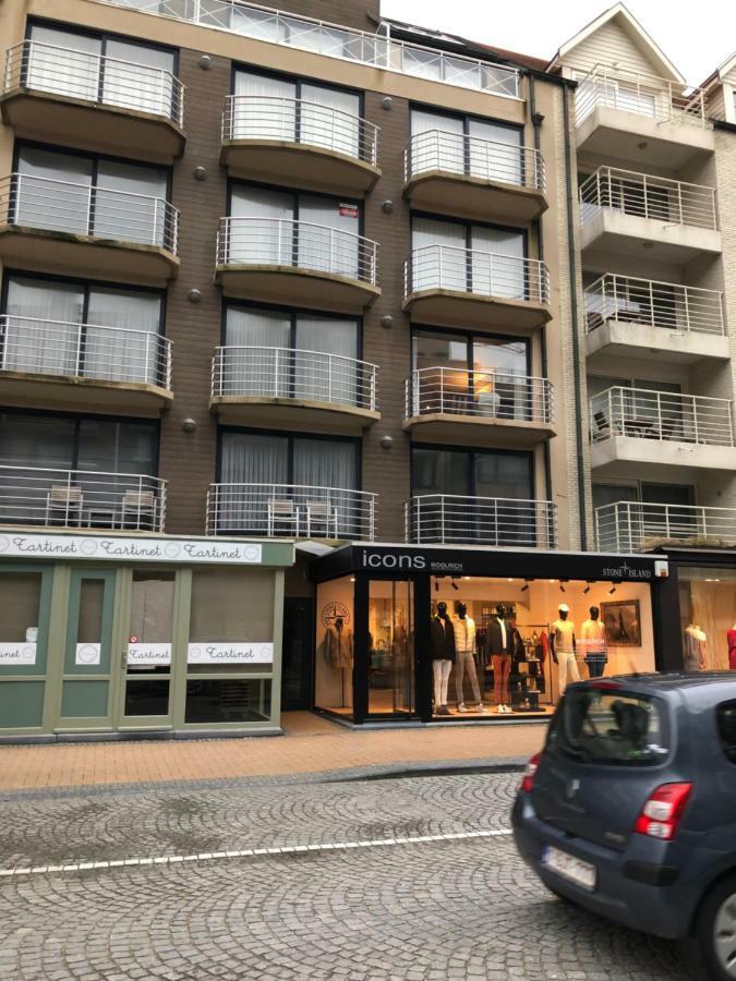 New Port Apartment Nieuwpoort Esterno foto